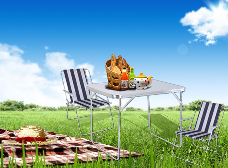 Kempingový set SPARTAN (stůl + dvě židle)